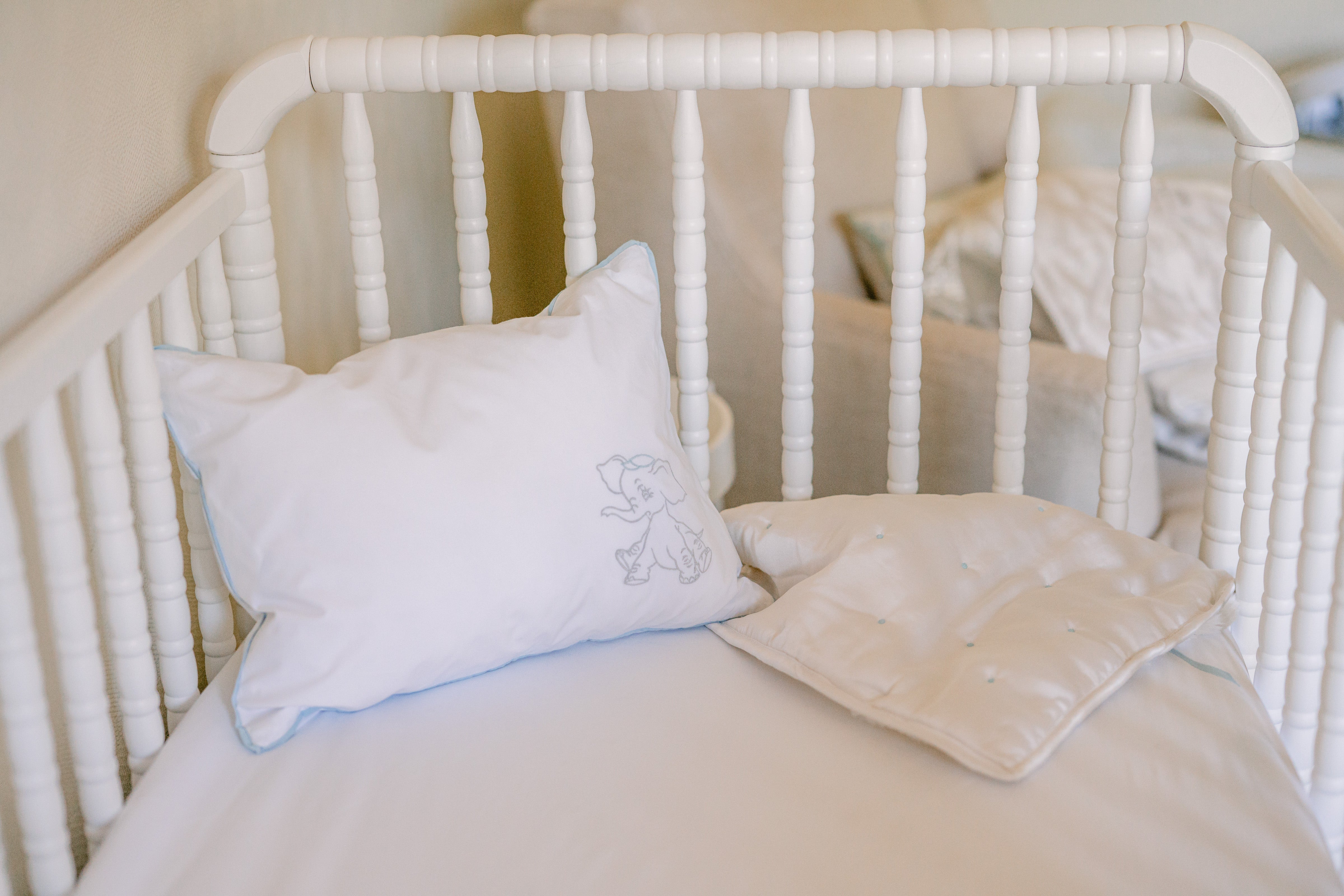 BABY ELLIOTT FITTED CRIB SHEET - Lenora