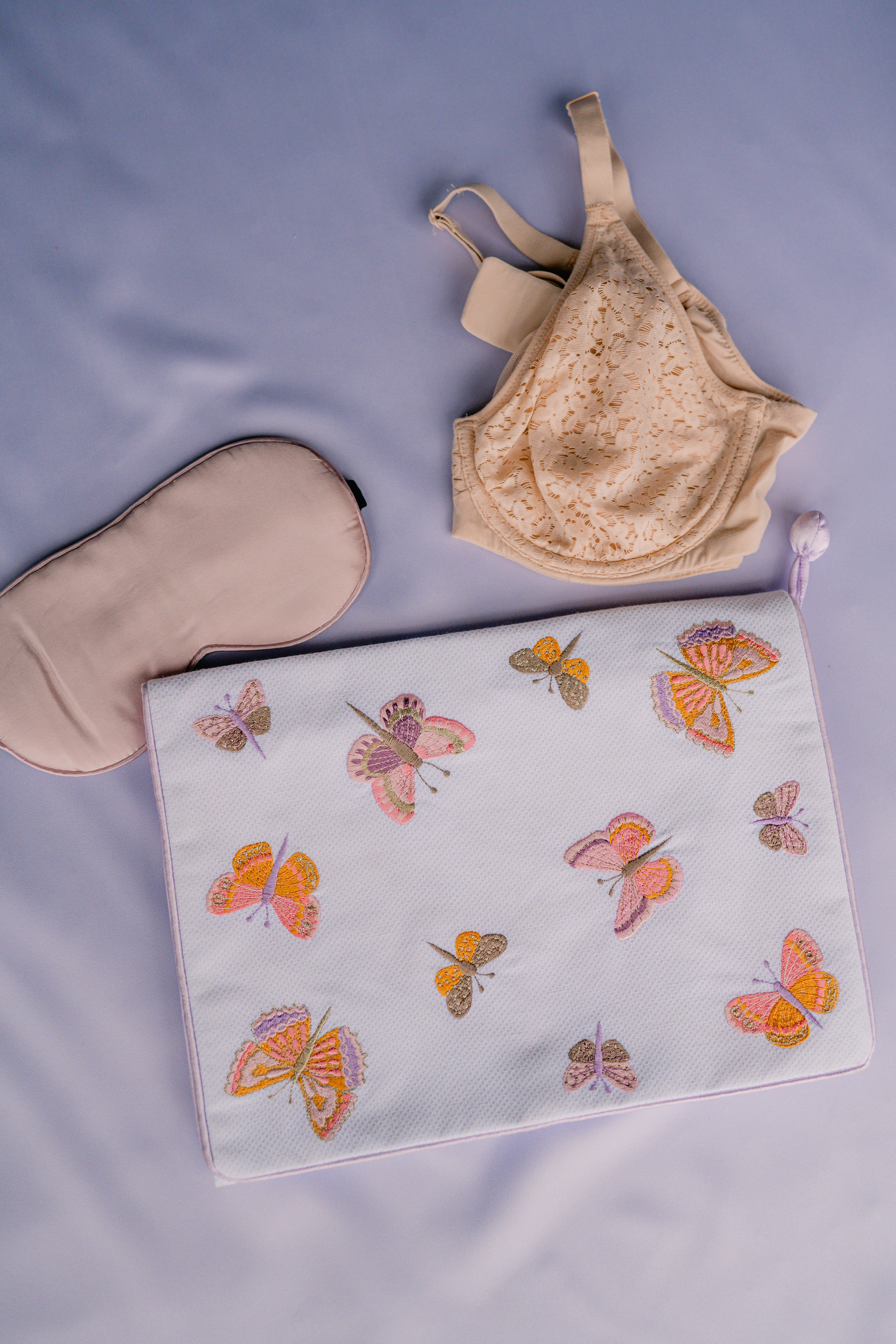 BUTTERFLY LINGERIE ENVELOPE - Lenora
