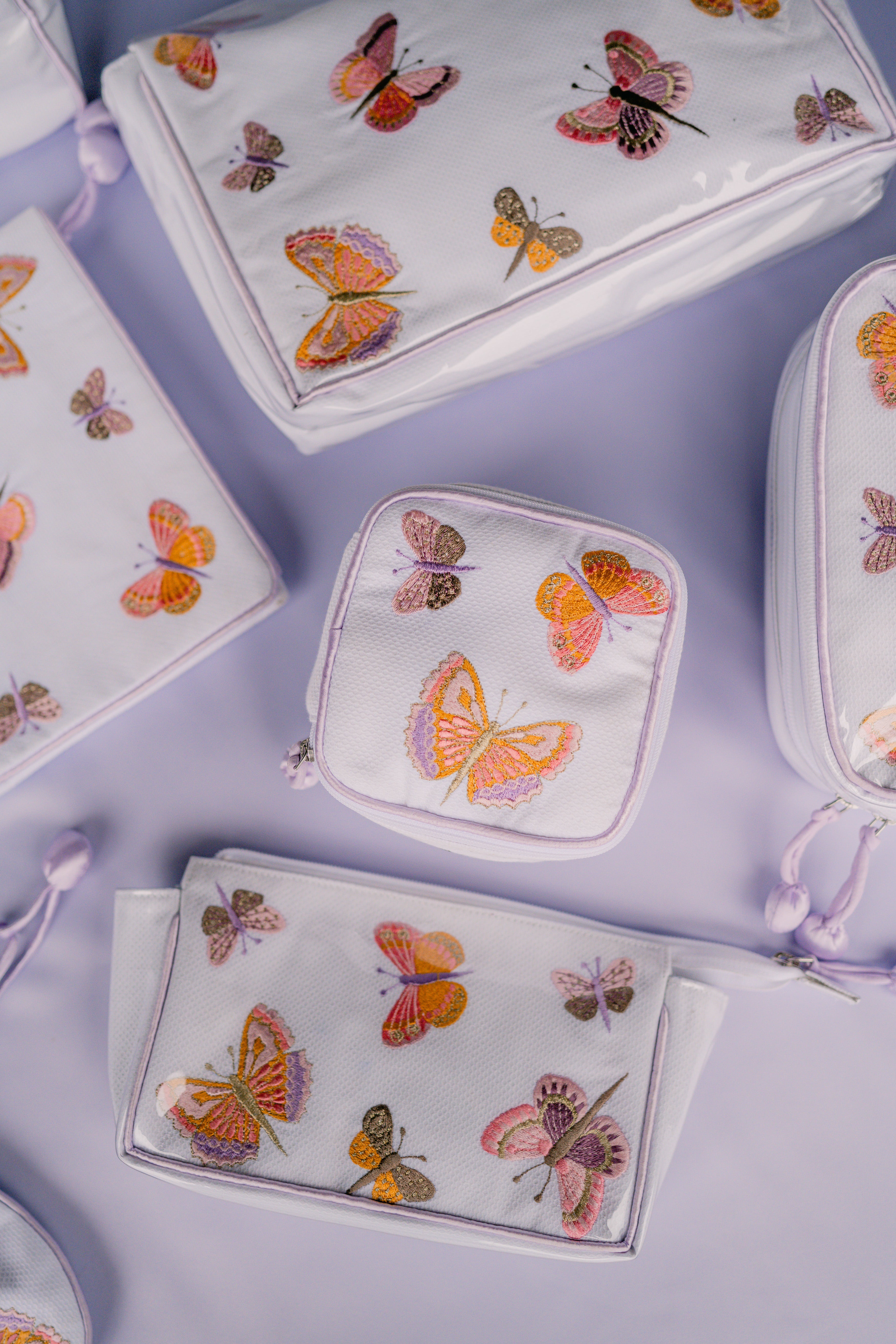 DOUBLE HANGING BUTTERFLY BUNDLE - Lenora