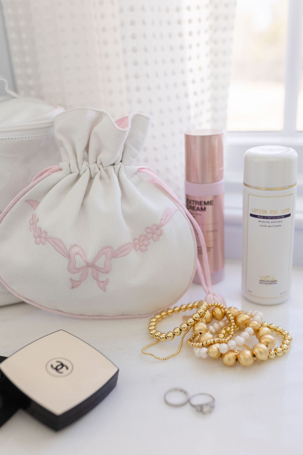 FLORAL BOW JEWELRY POUCH - Lenora