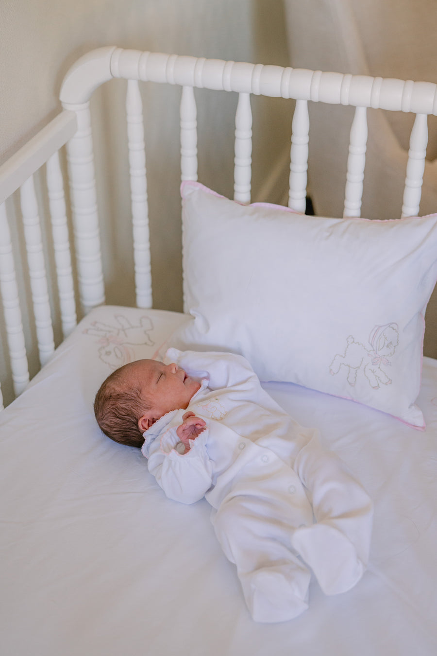 BABY LITTLE LAMB FITTED SHEET - Lenora