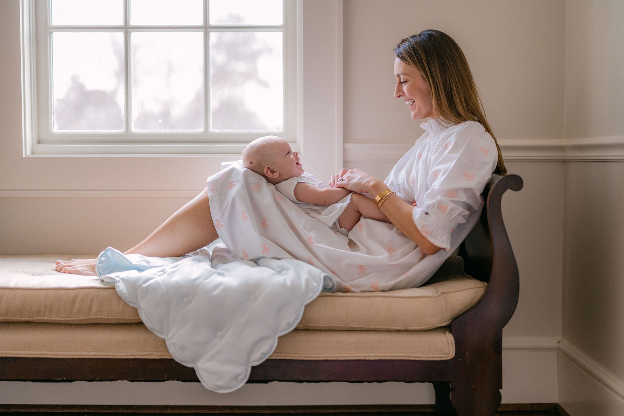 HEARTS & STARS QUILTED SATIN BABY BLANKET - Lenora