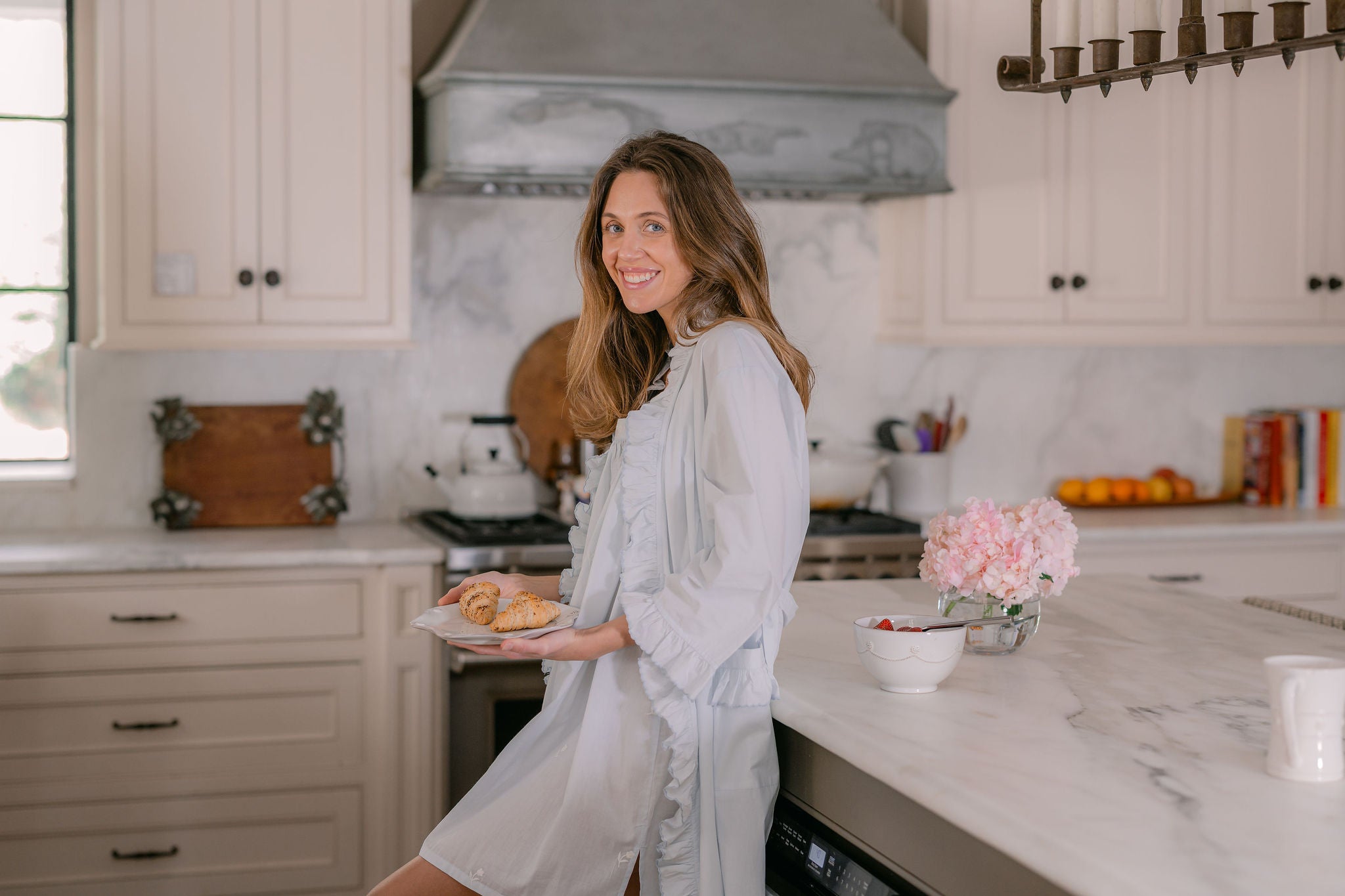 RUFFLE ROBE - Lenora