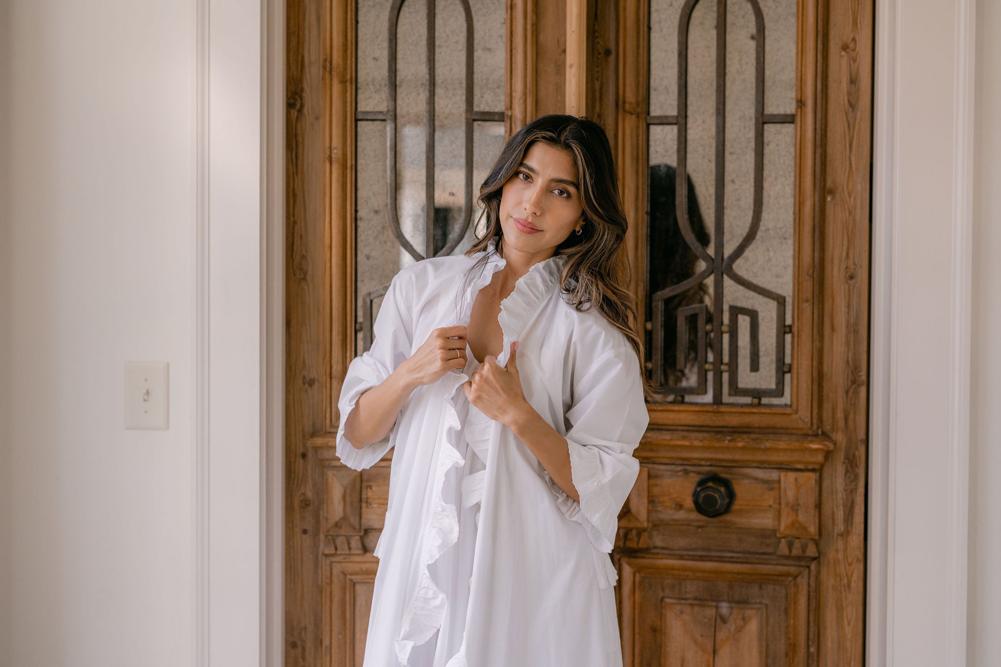 RUFFLE ROBE - Lenora