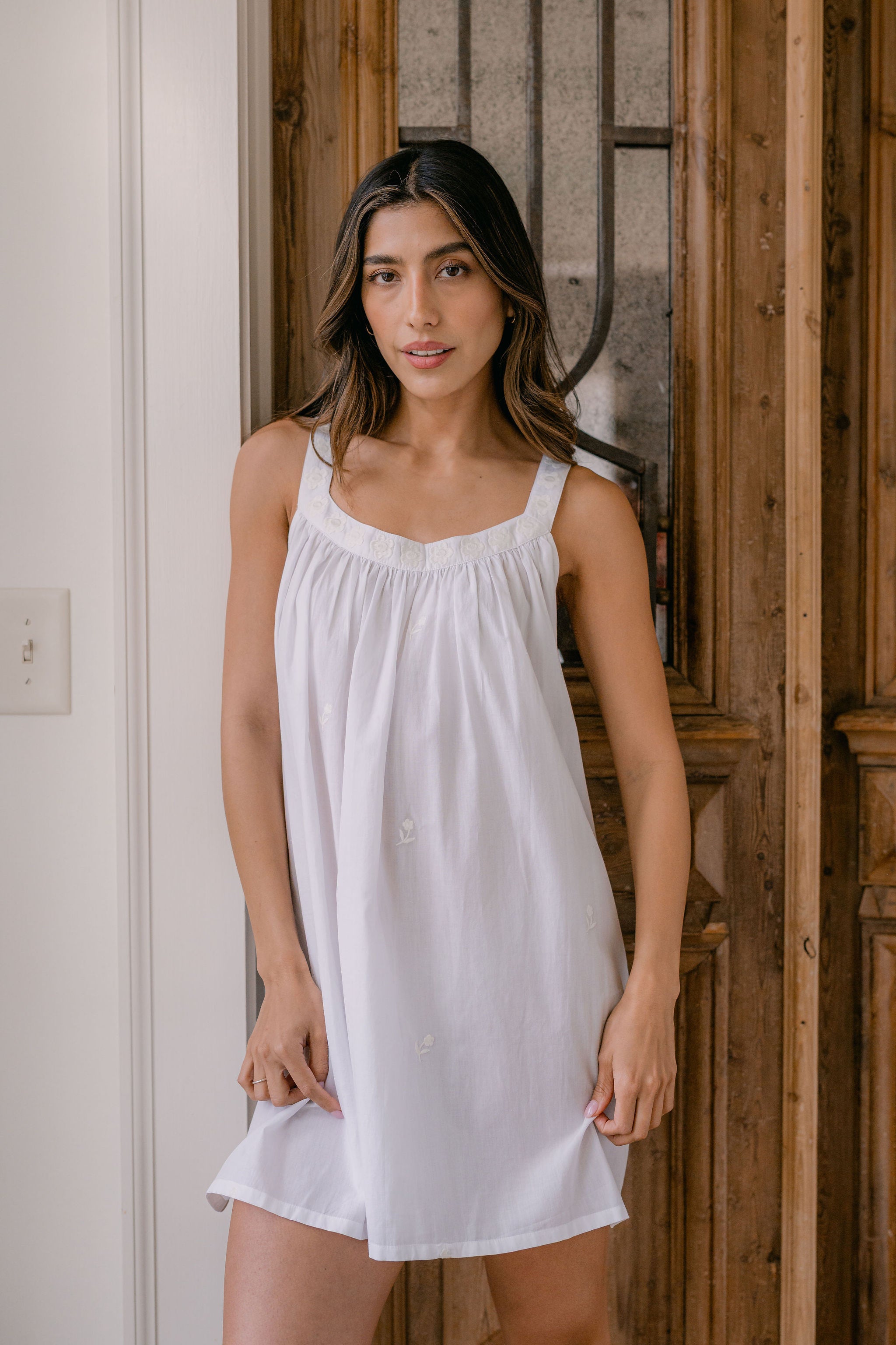 EMBROIDERED TANK - Lenora