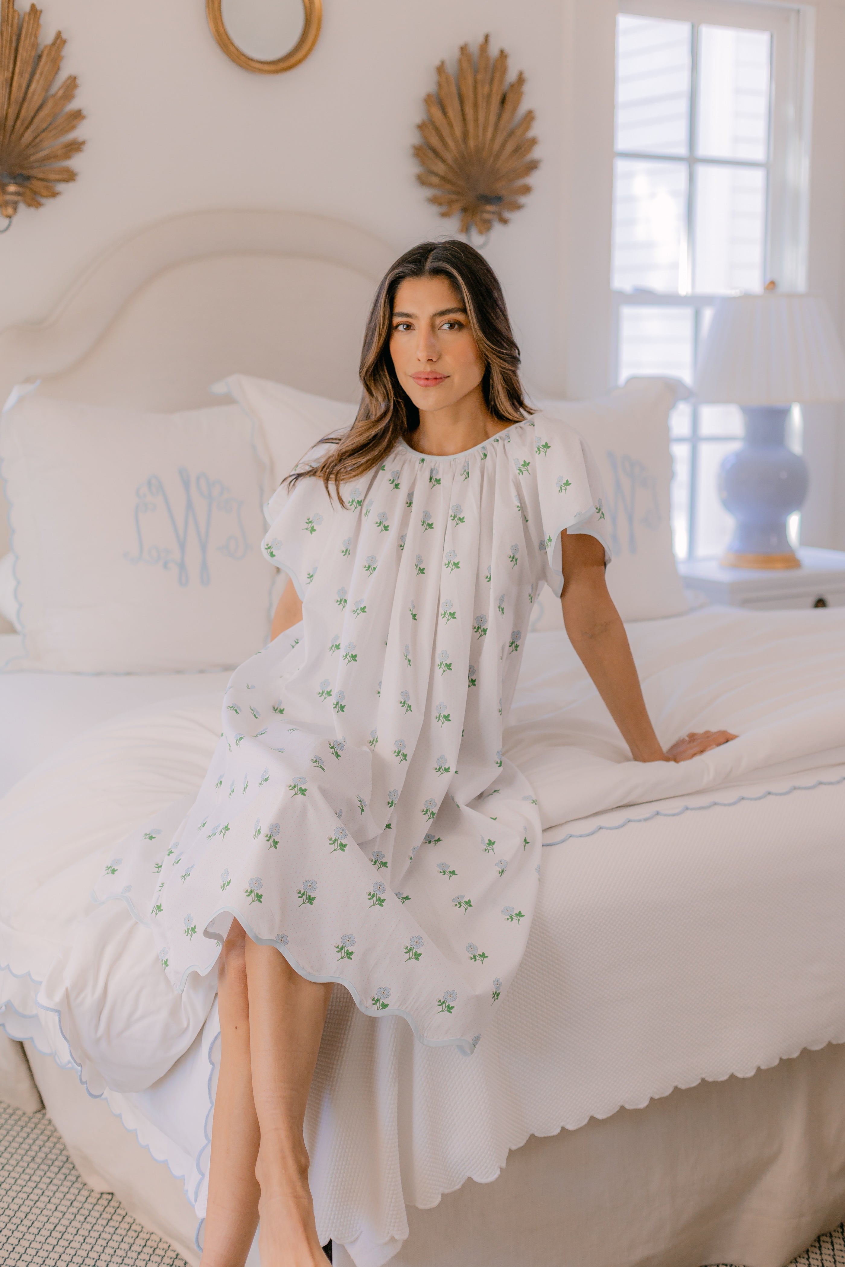 VANDY SCALLOPED NIGHTGOWN - Lenora