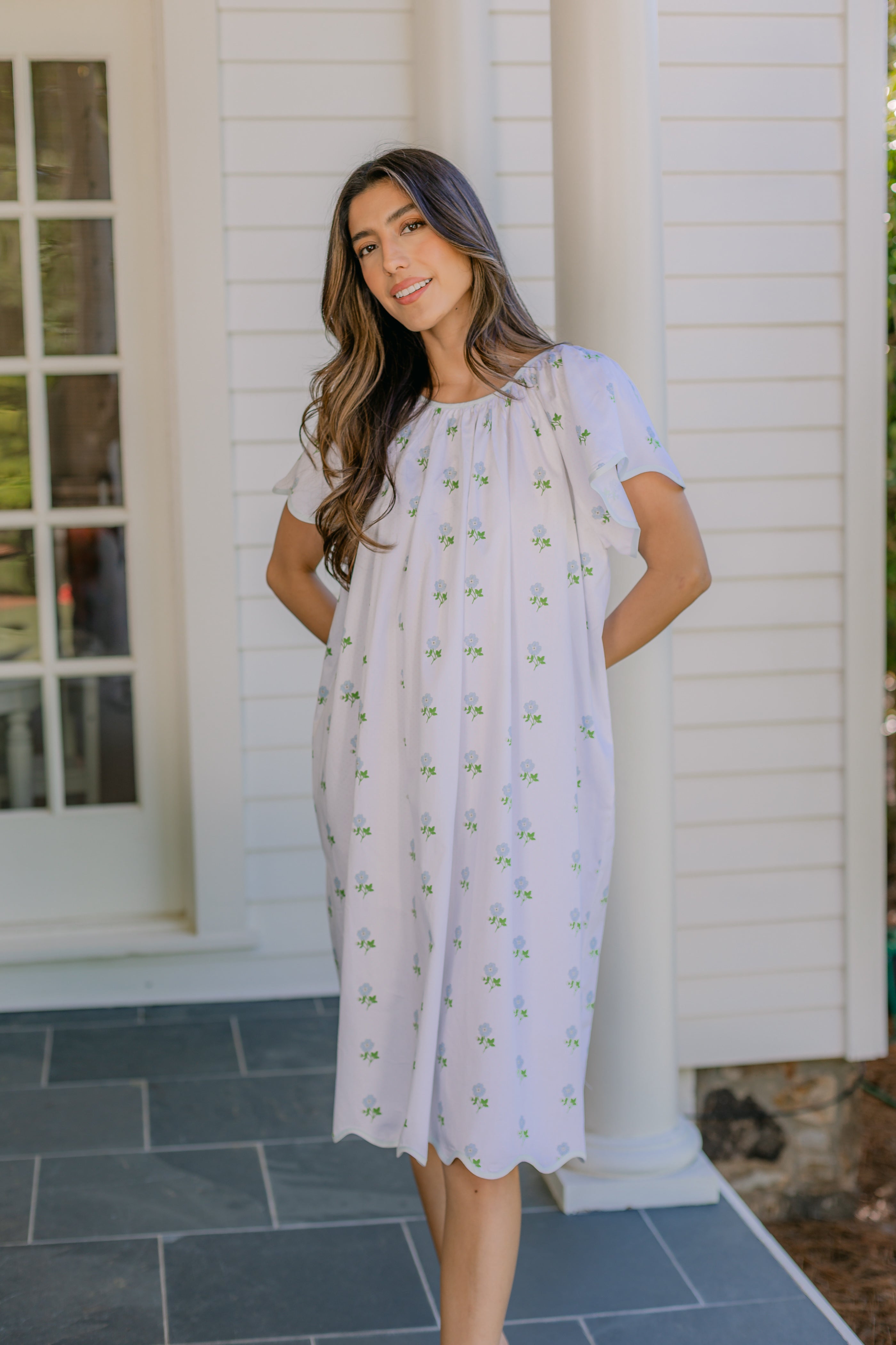 VANDY SCALLOPED NIGHTGOWN - Lenora