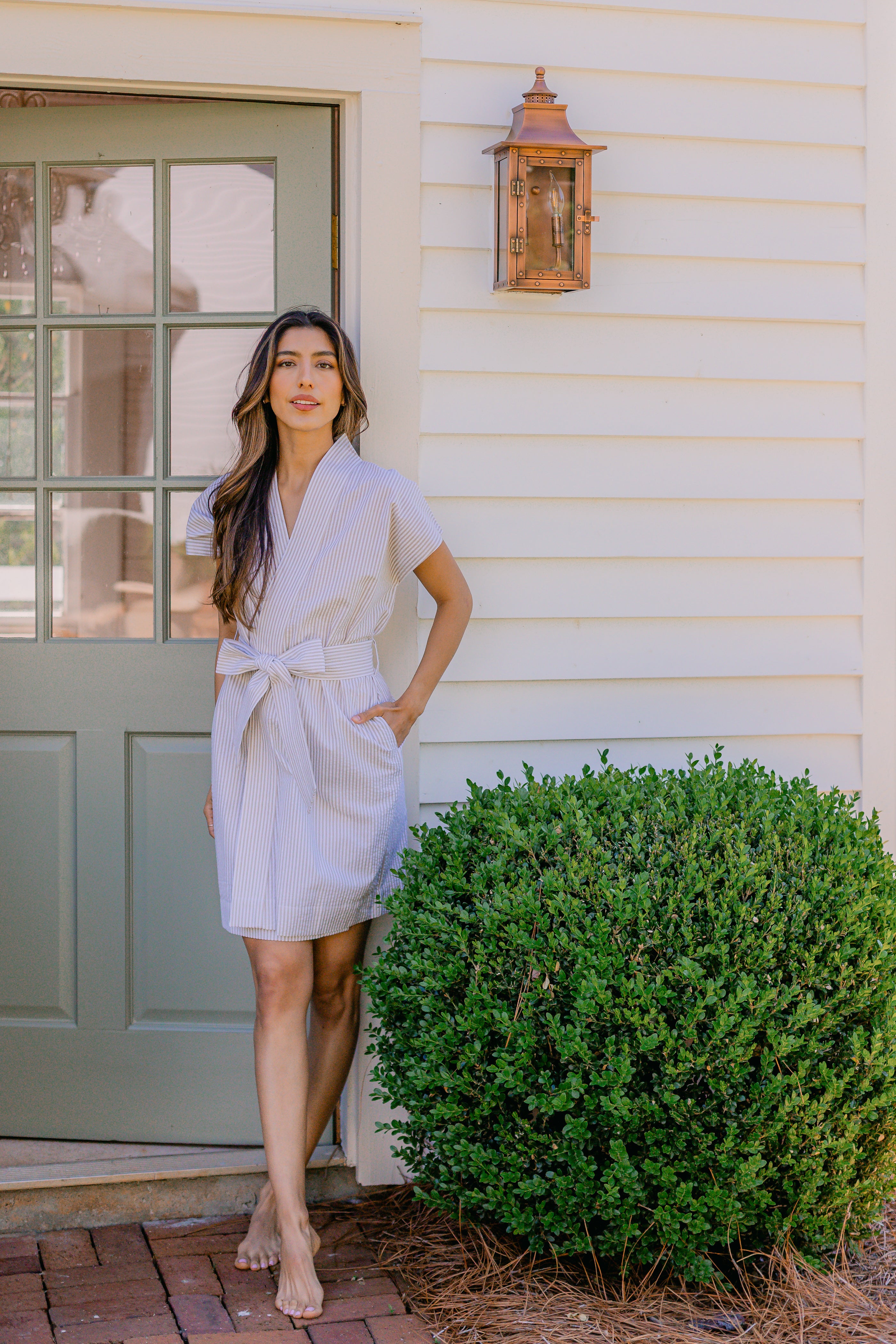 SEERSUCKER SHORT ROBE - Lenora