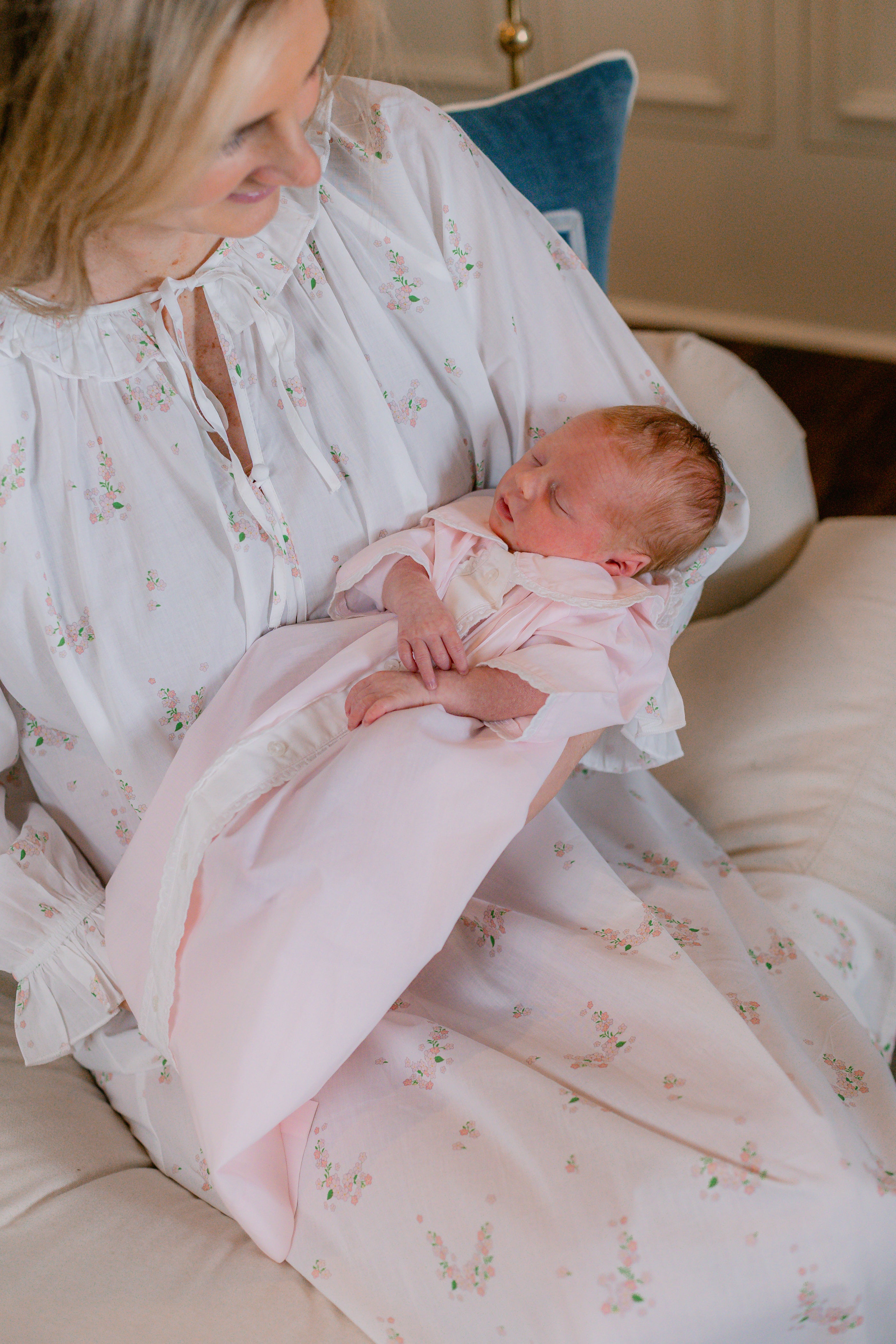 LUCY RUFFLE LONG SLEEVE NIGHTGOWN - Lenora