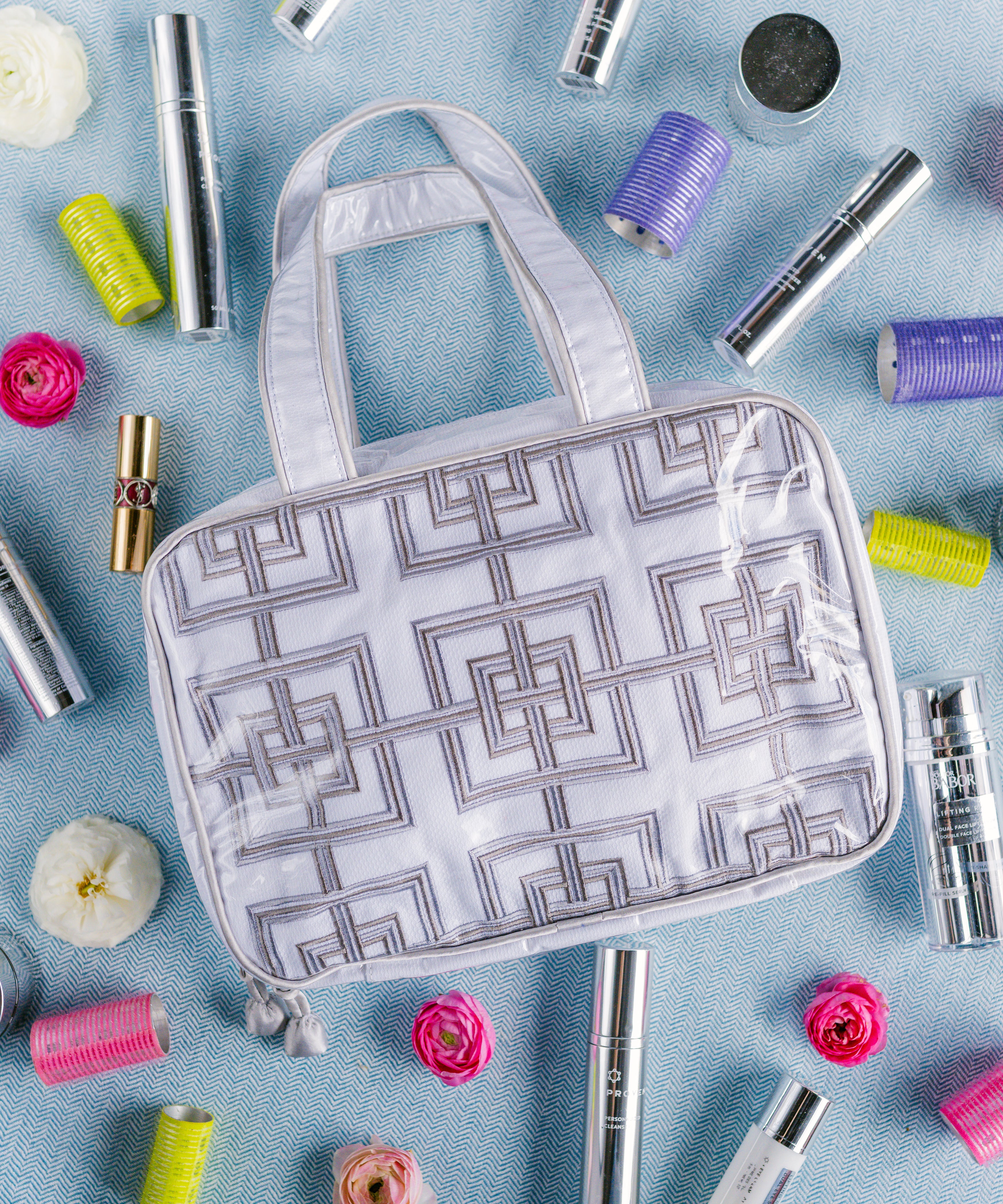 Geometric Hanging Cosmetic Bag - Lenora