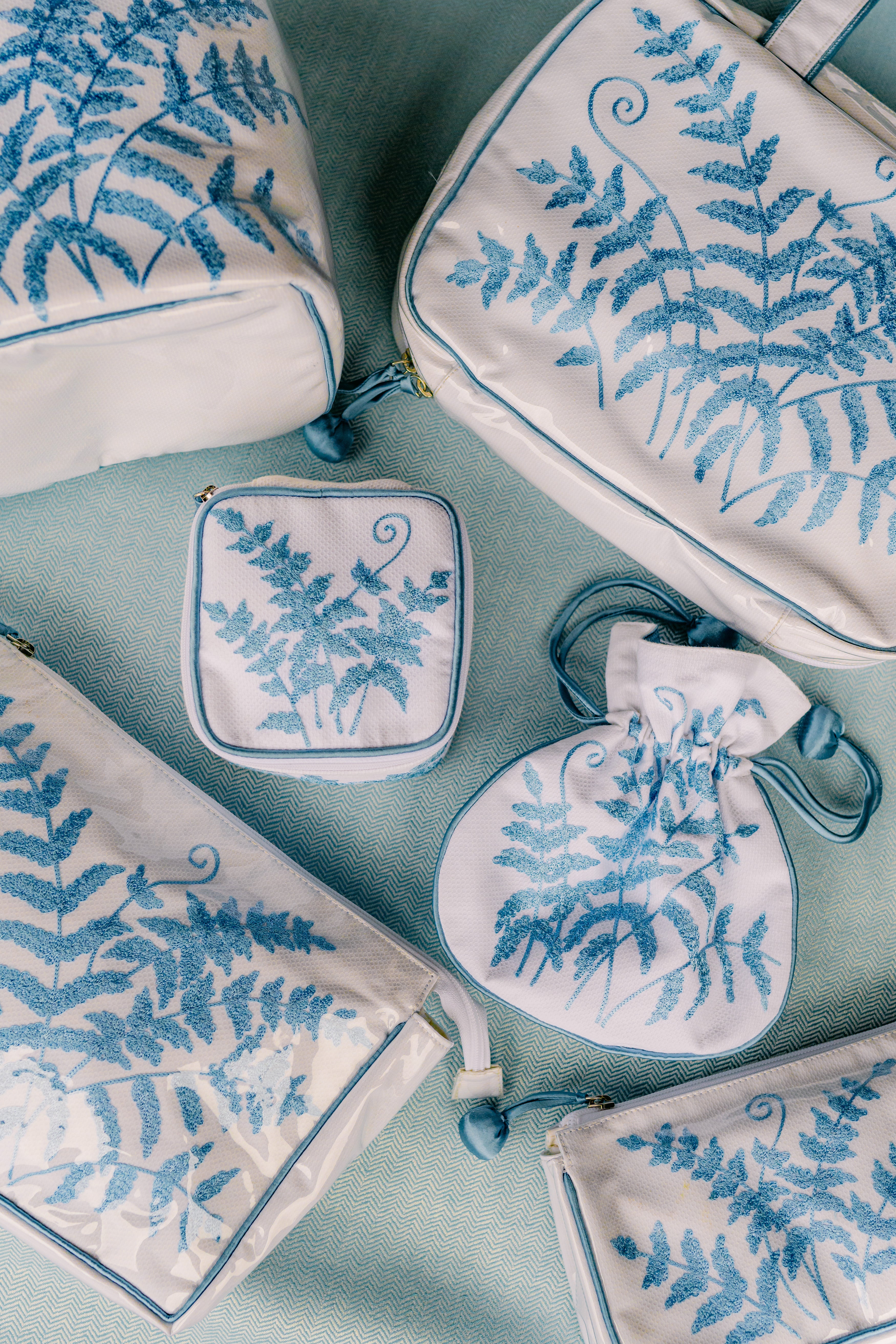 FERN SMALL MAKEUP BAG - Lenora