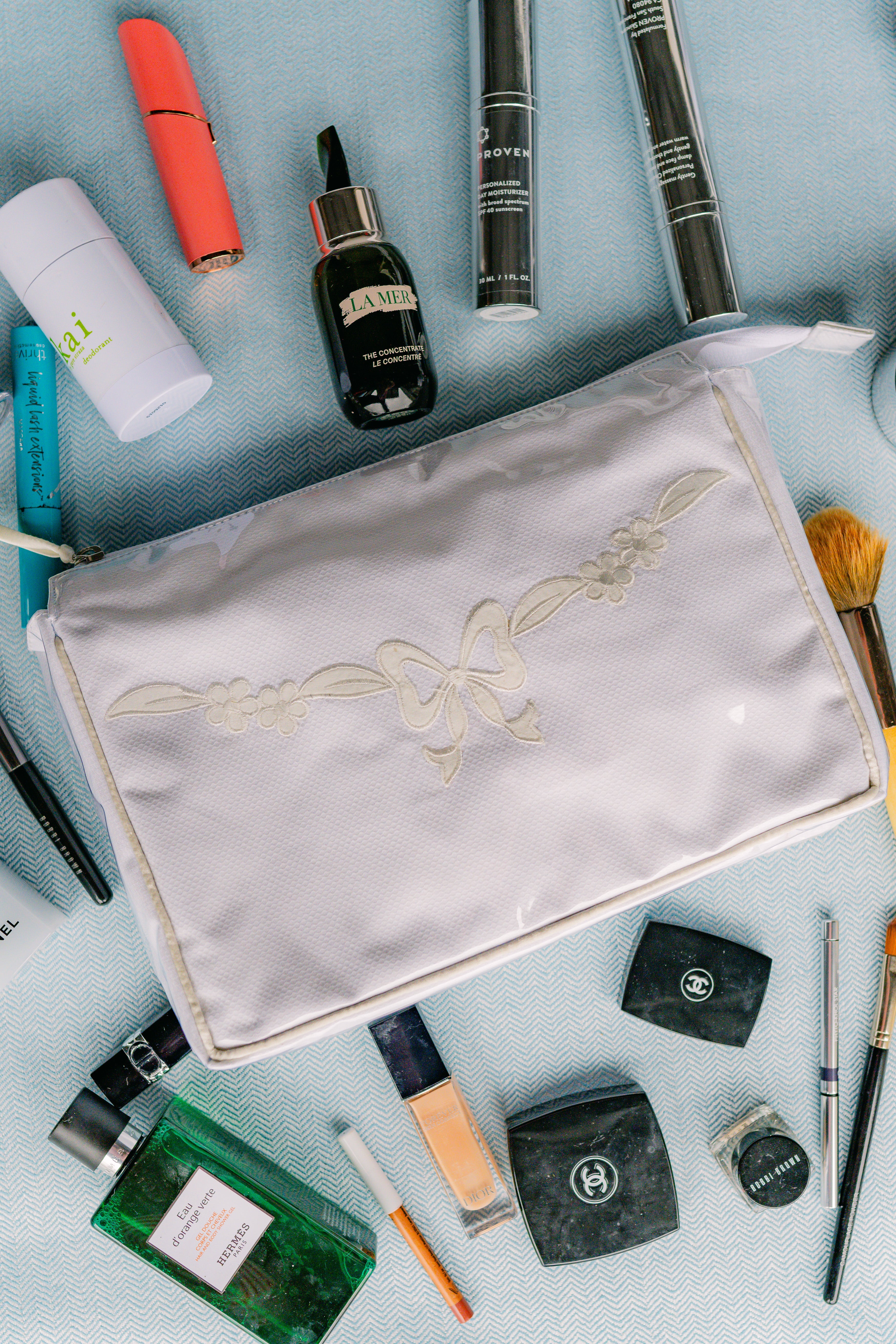 FLORAL BOW LARGE MAKEUP BAG - Lenora